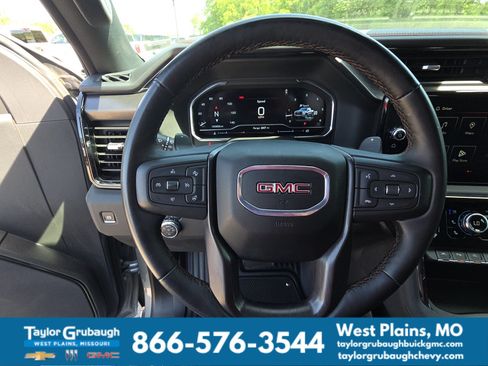 Used 2024 GMC Sierra 1500 AT4 w/ Technology Package AWD/4WD image 19