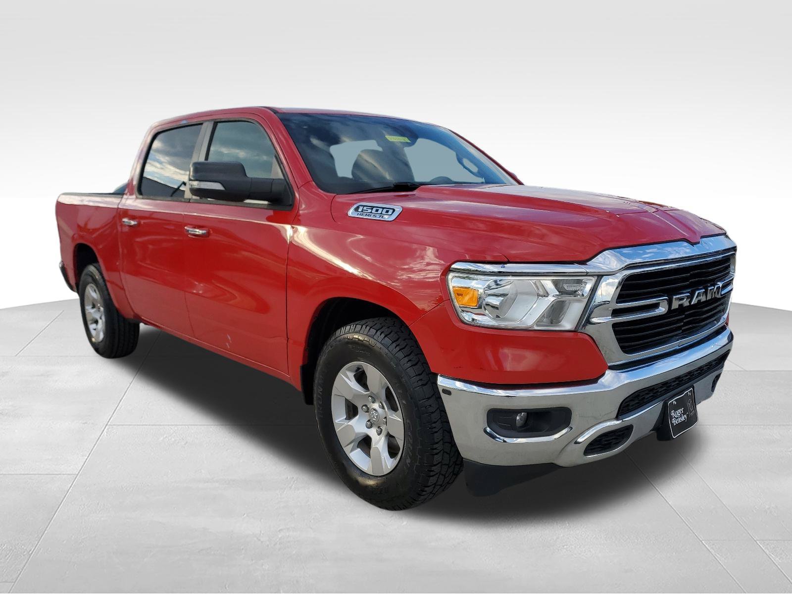 Used 2019 RAM 1500 Big Horn RWD image 3