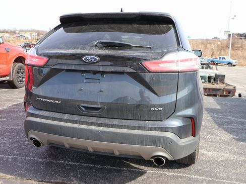 Used 2022 Ford Edge Titanium image 14