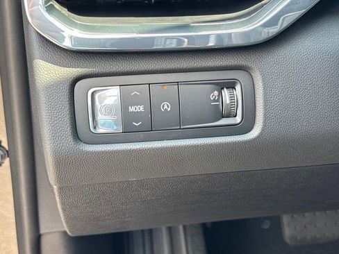 New 2026 GMC Acadia Elevation image 26