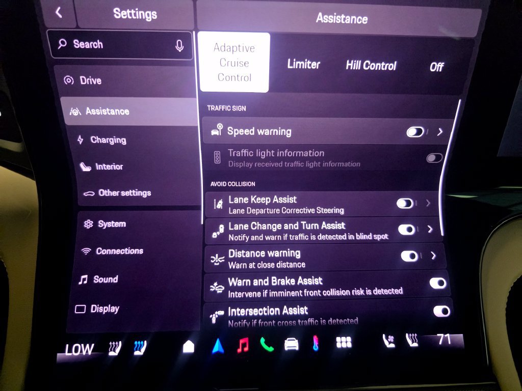 Certified 2026 Porsche Cayenne Electric AWD/4WD image 42