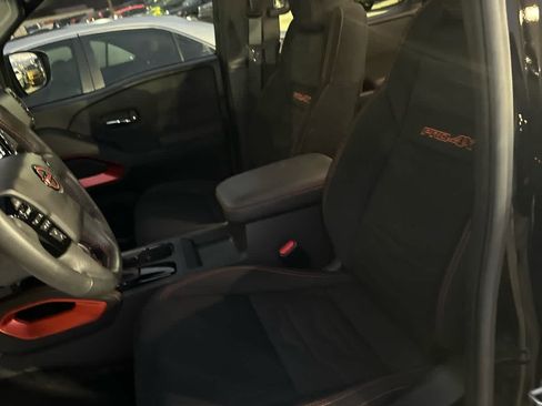 Used 2024 Nissan Frontier PRO-4X w/ Technology Package image 12