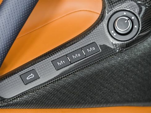 Used 2023 Ferrari 812 GTS RWD image 22