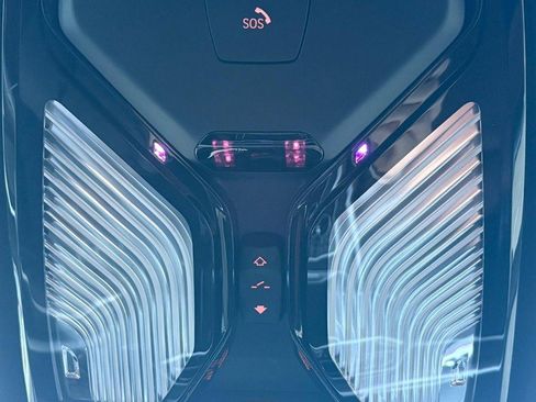 Used 2020 BMW X7 M50i image 32