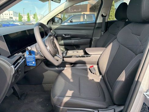 New 2026 Hyundai Tucson Blue SE AWD/4WD image 2