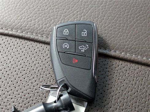 Used 2023 GMC Sierra 1500 Denali w/ Denali Reserve Package image 35