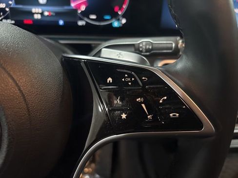 Used 2025 Mercedes-Benz GLS 450 4MATIC image 17