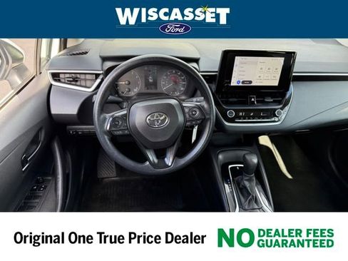Used 2024 Toyota Corolla LE image 7