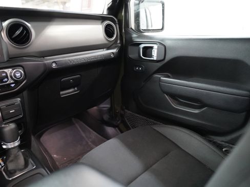 Certified 2022 Jeep Wrangler Unlimited Sport AWD/4WD image 13