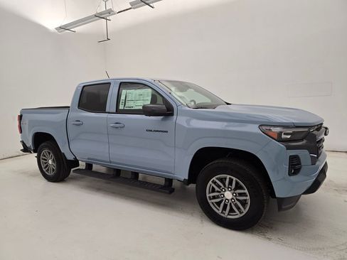 New 2025 Chevrolet Colorado LT w/ LT Convenience Package image 1