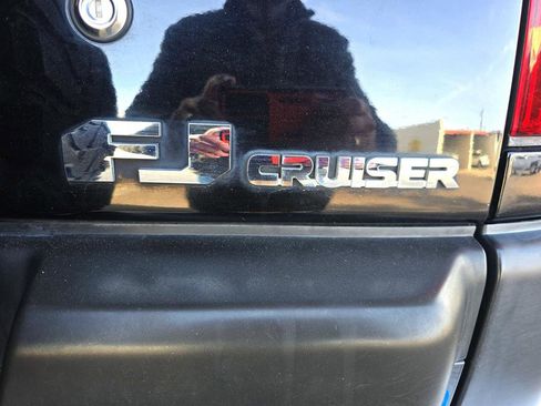 Used 2008 Toyota FJ Cruiser 4WD image 34