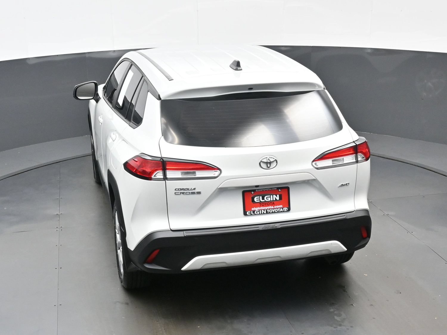 Used 2024 Toyota Corolla Cross L AWD/4WD image 36