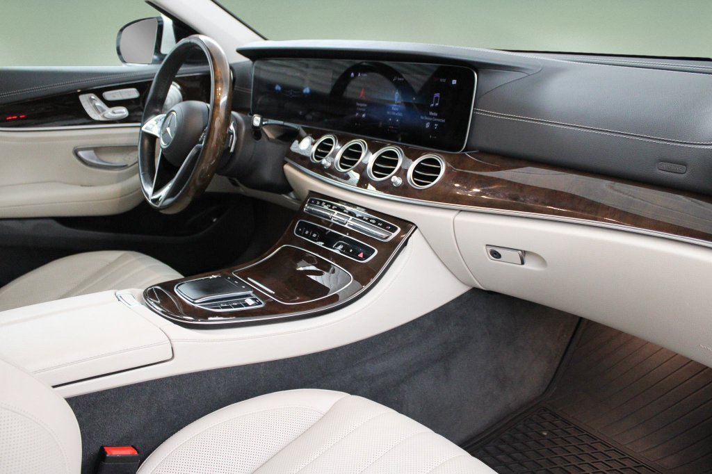 Used 2021 Mercedes-Benz E 450 4MATIC All-Terrain Wagon image 22