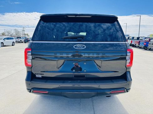 Used 2023 Ford Expedition Limited image 51