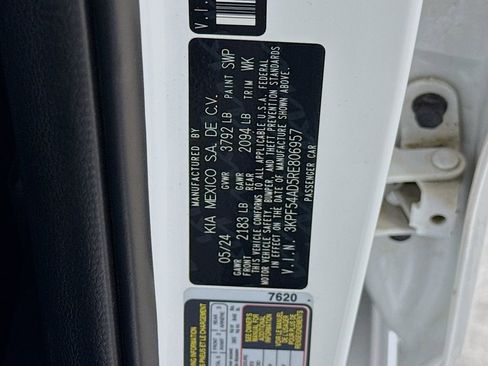 Used 2024 Kia Forte GT-Line w/ GT-Line Premium Package image 32