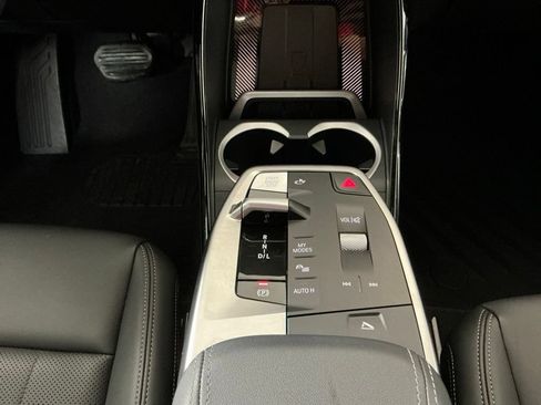Certified 2025 BMW X1 xDrive28i w/ Convenience Package AWD/4WD image 13