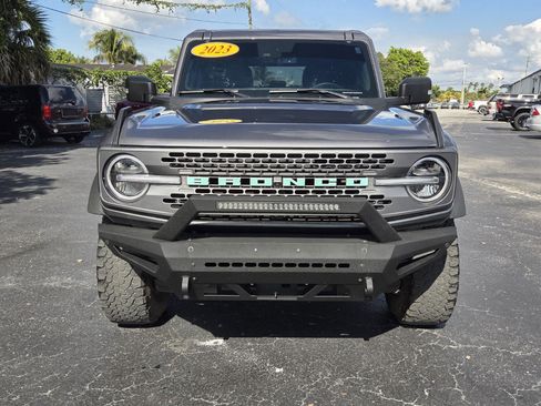 Used 2023 Ford Bronco Badlands image 13