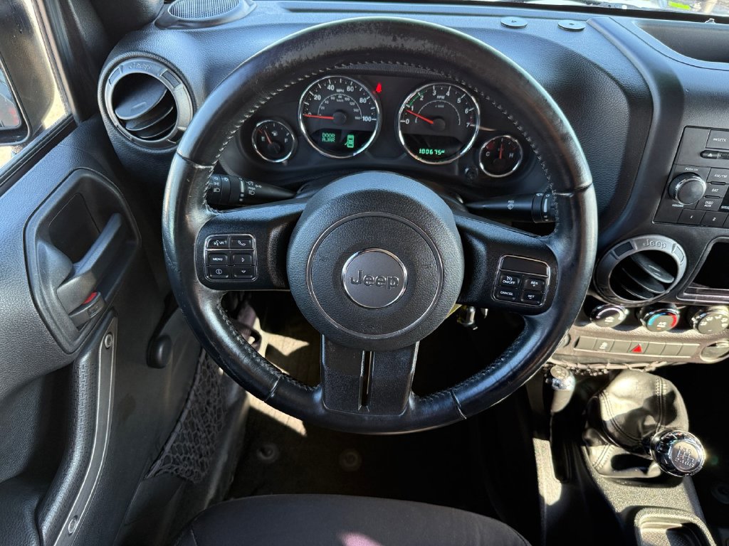 Used 2017 Jeep Wrangler Unlimited Sport w/ Max Tow Package AWD/4WD image 14