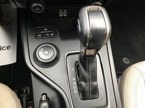 Used 2019 Ford Ranger XLT w/ Equipment Group 302A Luxury image 13