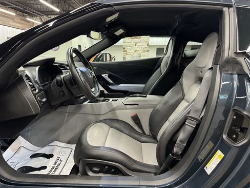 Used 2019 Chevrolet Corvette Grand Sport RWD image 23