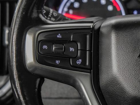 Used 2021 Chevrolet Silverado 1500 LTZ RWD image 16
