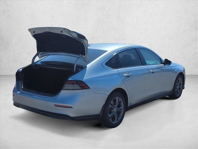 Used 2024 Honda Accord EX image 8