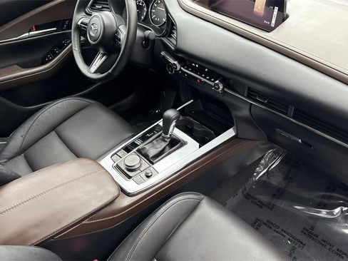 New 2025 MAZDA CX-30 2.5 Turbo w/ Premium Plus Pkg image 13