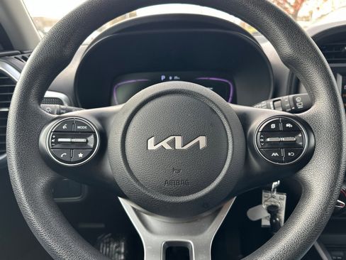 Used 2023 Kia Soul LX w/ Option Group 015 image 22