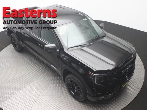 Used 2023 GMC Sierra 1500 Elevation AWD/4WD image 3