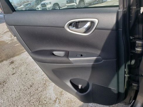 Used 2015 Nissan Sentra SV image 15