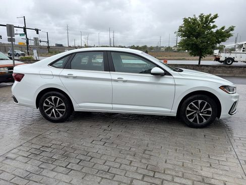 Used 2025 Volkswagen Jetta S FWD image 6