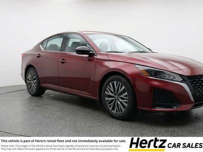 Used 2025 Nissan Altima 2.5 SV