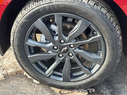 Used 2024 Chevrolet Equinox RS w/ RS Leather Package image 9