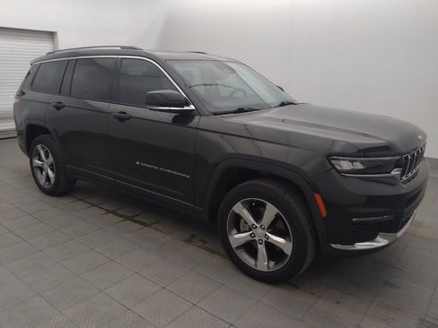 Used 2022 Jeep Grand Cherokee L Limited AWD/4WD image 11