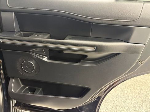 Used 2021 Ford Expedition XLT image 46