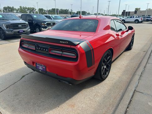 Used 2016 Dodge Challenger R/T Scat Pack RWD image 29
