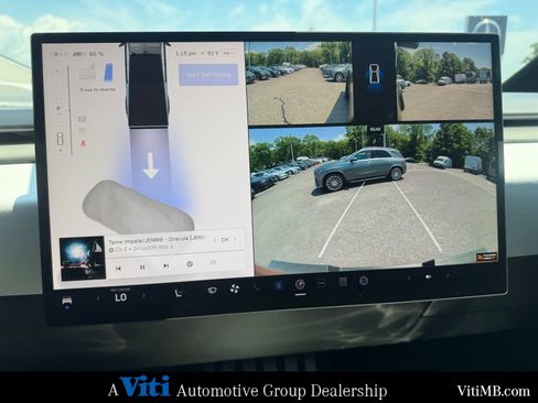 Used 2024 Tesla Cybertruck AWD Crew Cab image 33