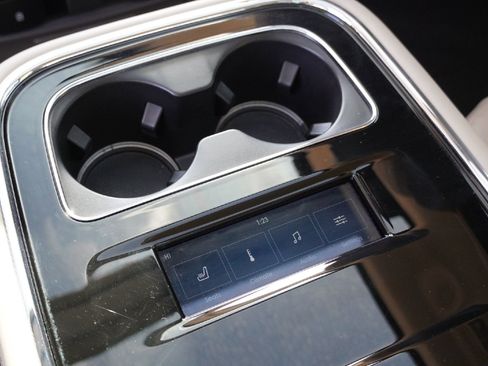 Used 2023 Lincoln Navigator Reserve image 29