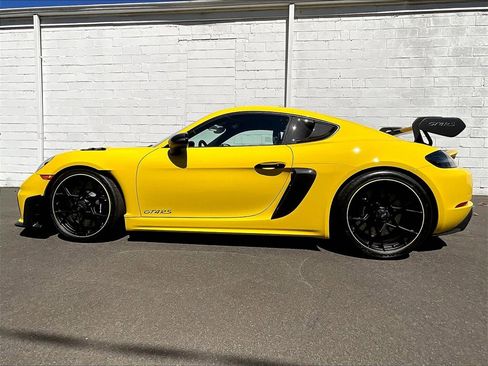 Certified 2025 Porsche 718 Cayman GT4 RS image 2