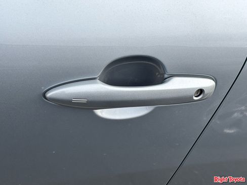 Certified 2026 Toyota Corolla Cross LE image 10