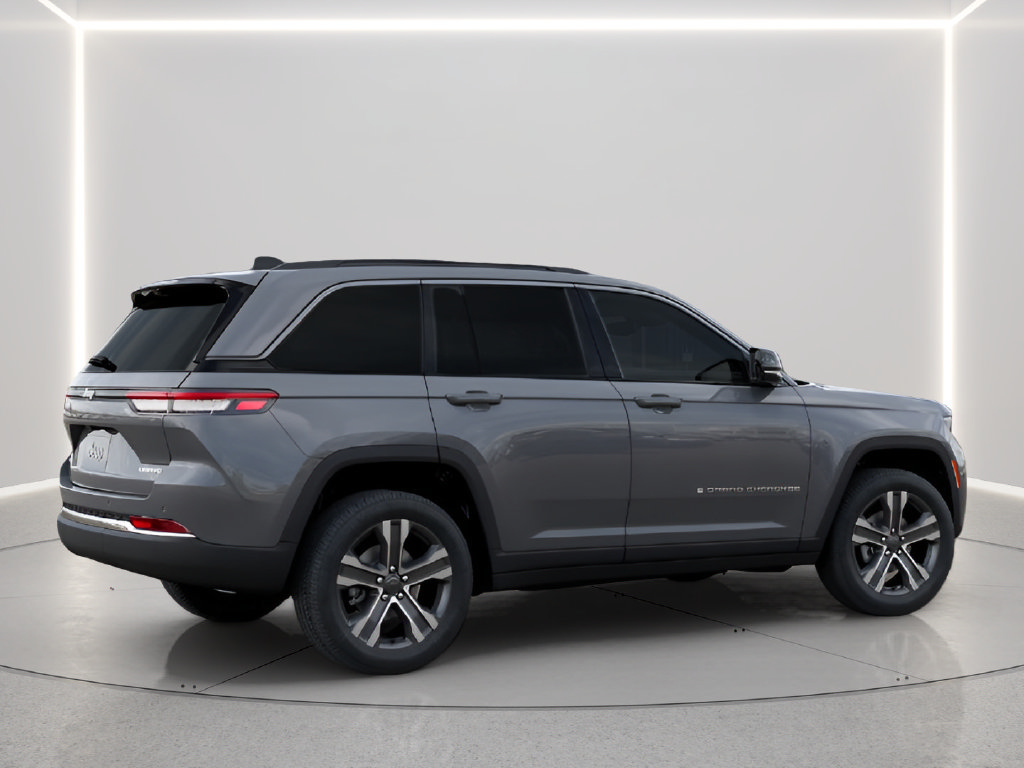 New 2027 Jeep Grand Cherokee Limited AWD/4WD image 5