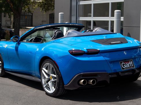 Used 2024 Ferrari Roma Spider RWD image 3