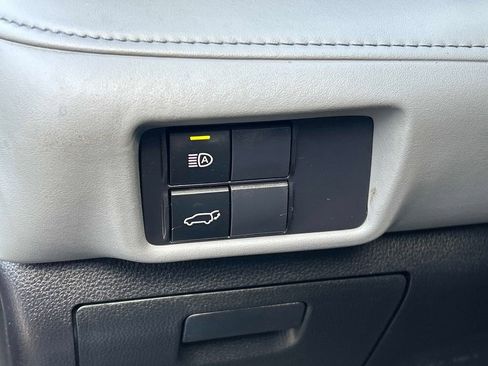 Used 2022 Toyota Highlander XLE image 21