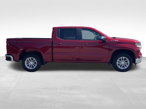 Used 2023 Chevrolet Silverado 1500 LT w/ Z71 Off-Road Package AWD/4WD image 2
