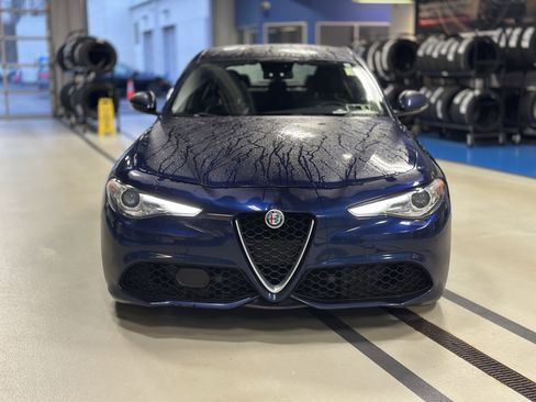 Used 2018 Alfa Romeo Giulia Ti Sport w/ Quick Order Package 22S Sport image 2