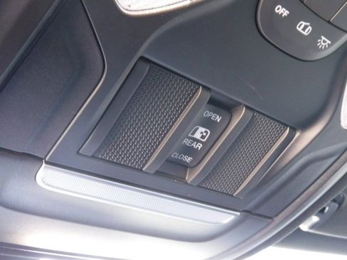 Certified 2022 RAM 1500 Big Horn image 39