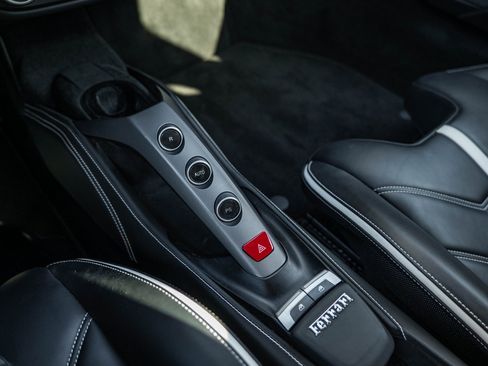 Used 2017 Ferrari 488 GTB image 22