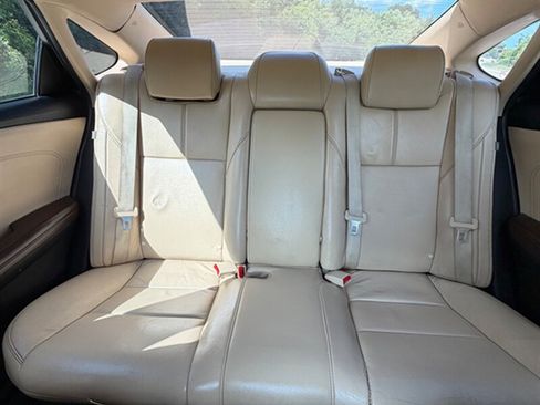 Used 2014 Toyota Avalon XLE FWD image 11