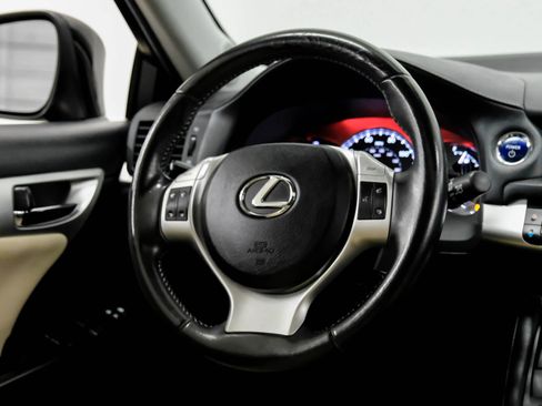 Used 2012 Lexus CT 200h Premium image 15