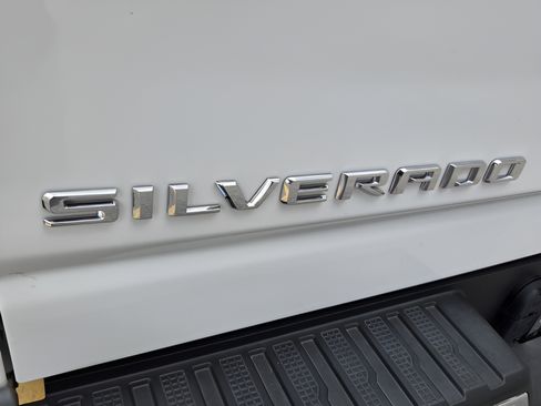 Used 2026 Chevrolet Silverado 2500 LT AWD/4WD image 31